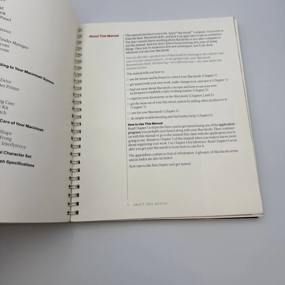 1984 Macintosh USER MANUAL Mac Works environment for the Lisa system